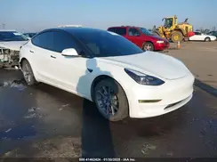 5YJ3E1EB4NF230843 2022 TESLA MODEL 3