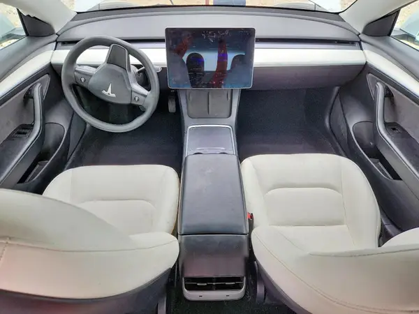 5YJ3E1EB4NF231233 2022 TESLA MODEL 3 - Image 8