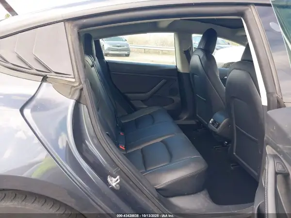5YJ3E1EB4NF241681 2022 TESLA MODEL 3 - Image 8