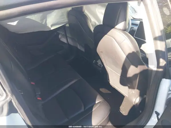 5YJ3E1EB4NF244600 2022 TESLA MODEL 3 - Image 8