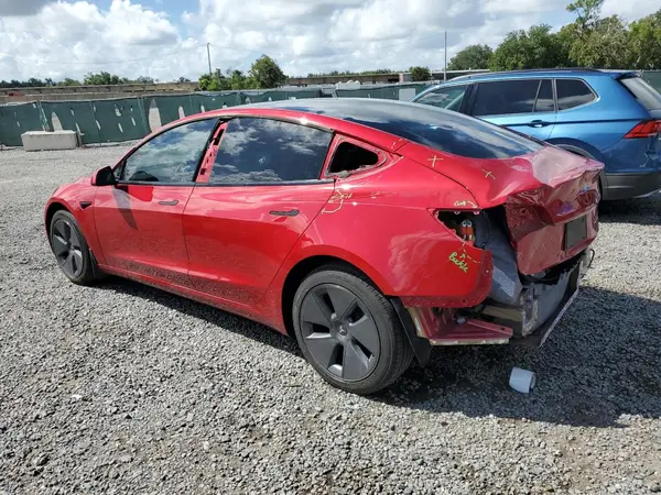 5YJ3E1EB4NF252583 2022 TESLA MODEL 3 - Image 2
