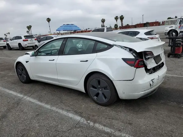 5YJ3E1EB4NF255113 2022 TESLA MODEL 3 - Image 2
