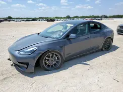 5YJ3E1EB4NF256116 2022 TESLA MODEL 3