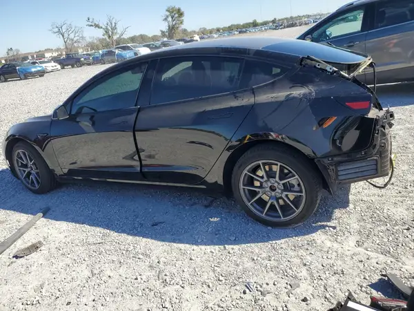5YJ3E1EB4NF266676 2022 TESLA MODEL 3 - Image 2