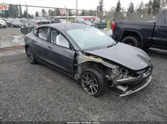 5YJ3E1EB4NF267388 2022 TESLA MODEL 3