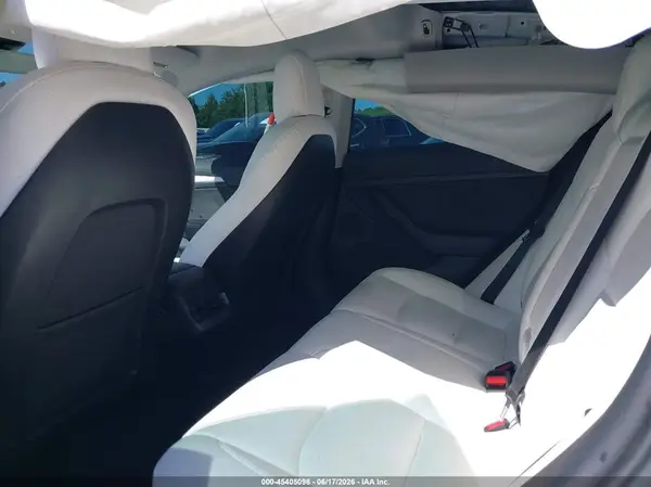 5YJ3E1EB4NF269786 2022 TESLA MODEL 3 - Image 8