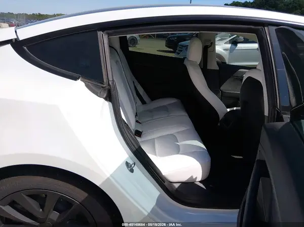 5YJ3E1EB4NF271019 2022 TESLA MODEL 3 - Image 8