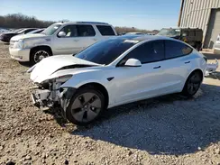 5YJ3E1EB4NF273255 2022 TESLA MODEL 3