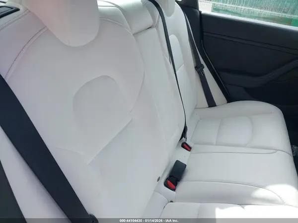 5YJ3E1EB4NF275667 2022 TESLA MODEL 3 - Image 8