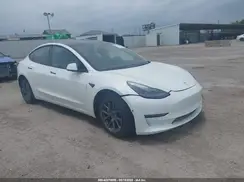 5YJ3E1EB4NF276415 2022 TESLA MODEL 3