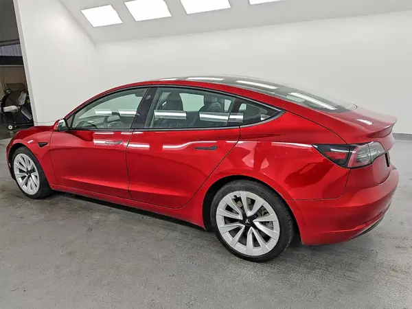5YJ3E1EB4NF285910 2022 TESLA MODEL 3 - Image 2