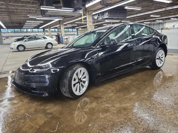 5YJ3E1EB4NF290170 2022 TESLA MODEL 3 - Image 1