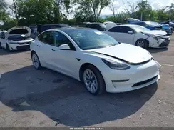 5YJ3E1EB4NF312698 2022 TESLA MODEL 3