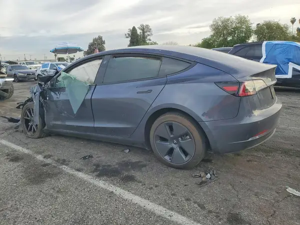 5YJ3E1EB4NF314239 2022 TESLA MODEL 3 - Image 2