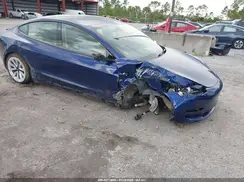 5YJ3E1EB4NF316007 2022 TESLA MODEL 3