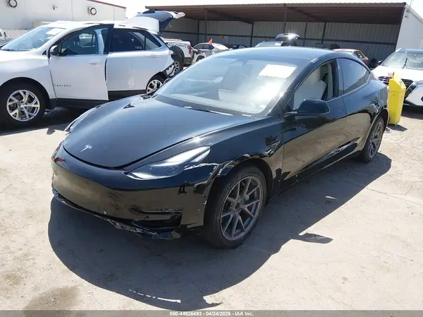 5YJ3E1EB4NF330375 2022 TESLA MODEL 3 - Image 2