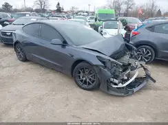 5YJ3E1EB4NF338105 2022 TESLA MODEL 3