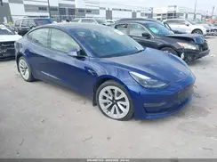 5YJ3E1EB4NF338699 2022 TESLA MODEL 3