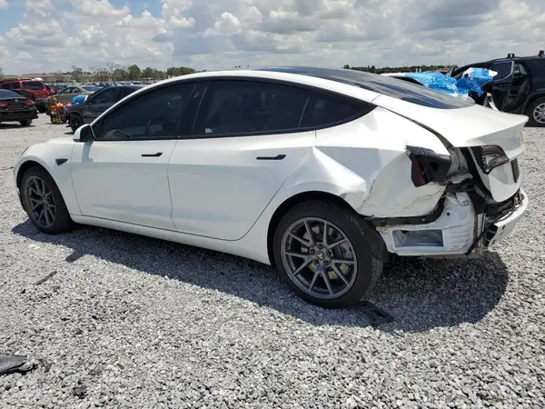 5YJ3E1EB4NF347564 2022 TESLA MODEL 3 - Image 2