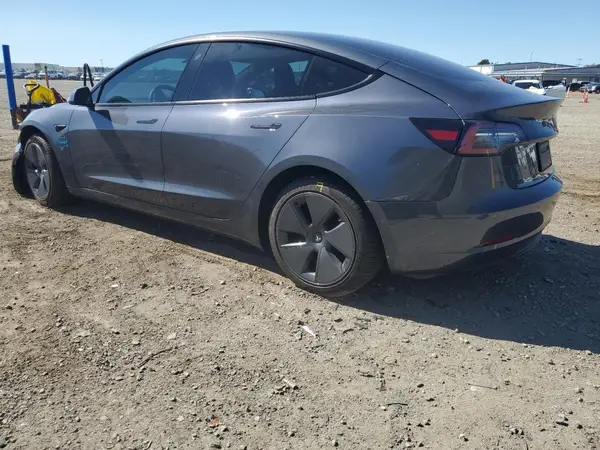 5YJ3E1EB4NF357317 2022 TESLA MODEL 3 - Image 2