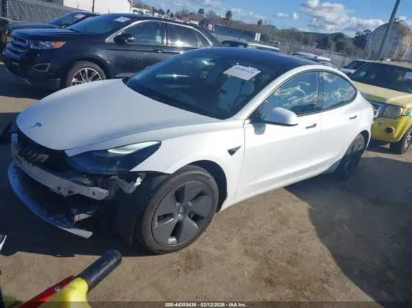 5YJ3E1EB4NF363862 2022 TESLA MODEL 3 - Image 2