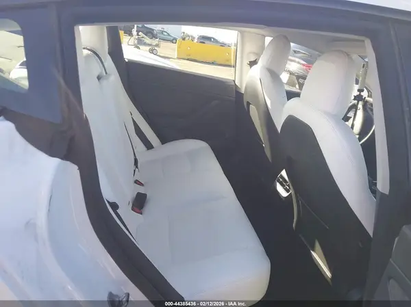5YJ3E1EB4NF363862 2022 TESLA MODEL 3 - Image 8