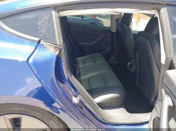 5YJ3E1EB4PF392037 2023 TESLA MODEL 3 - Image 8