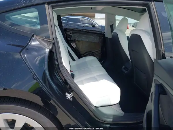 5YJ3E1EB4PF594733 2023 TESLA MODEL 3 - Image 8