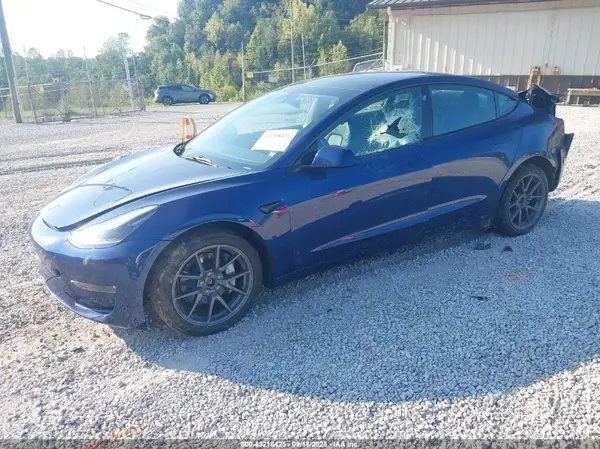 5YJ3E1EB4PF602765 2023 TESLA MODEL 3 - Image 2