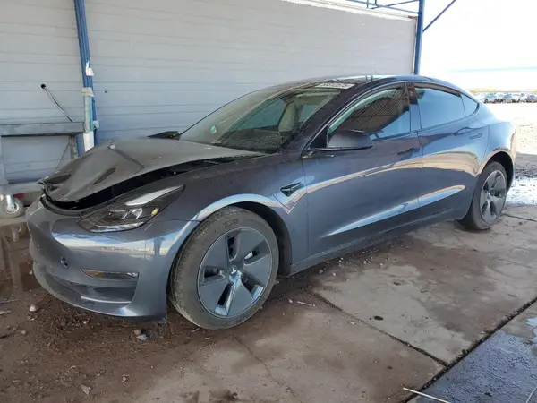 5YJ3E1EB4PF631005 2023 TESLA MODEL 3 - Image 1