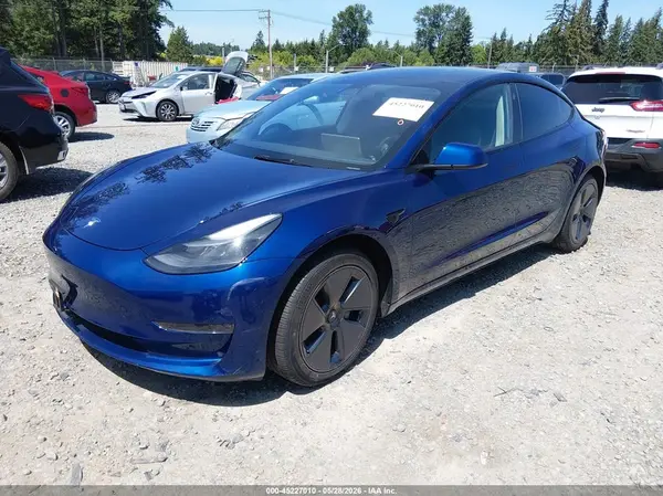 5YJ3E1EB4PF637371 2023 TESLA MODEL 3 - Image 2