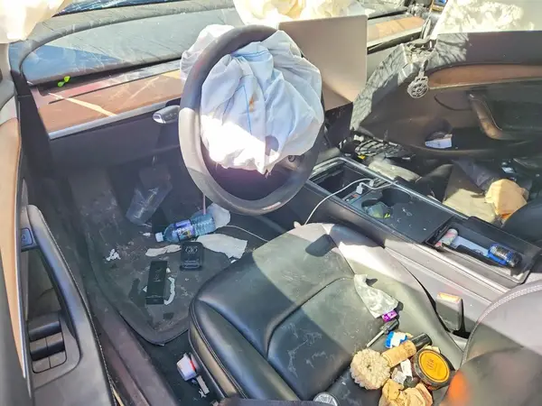 5YJ3E1EB4PF655160 2023 TESLA MODEL 3 - Image 8