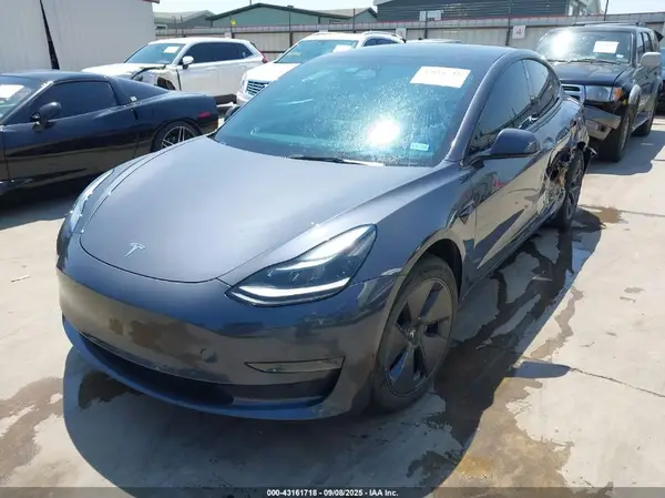 5YJ3E1EB4PF659757 2023 TESLA MODEL 3 - Image 2