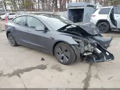 5YJ3E1EB4PF661606 2023 TESLA MODEL 3