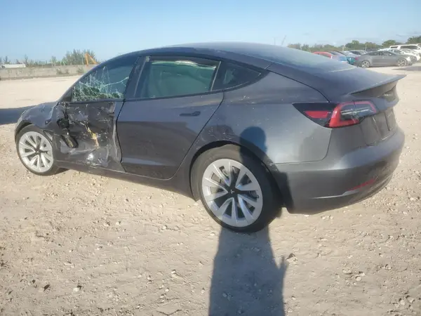 5YJ3E1EB4PF666370 2023 TESLA MODEL 3 - Image 2