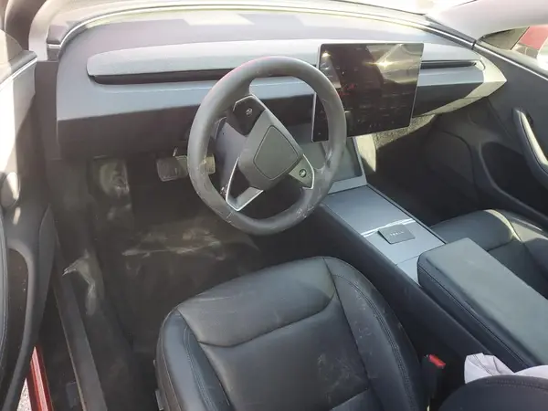 5YJ3E1EB4RF717448 2024 TESLA MODEL 3 - Image 8