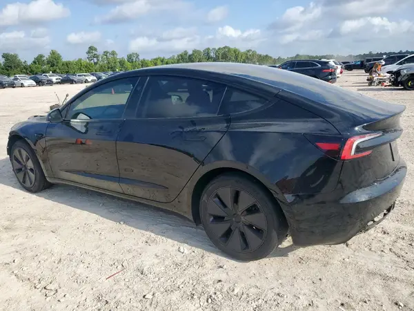 5YJ3E1EB4RF734699 2024 TESLA MODEL 3 - Image 2