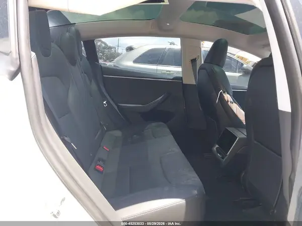 5YJ3E1EB4RF739806 2024 TESLA MODEL 3 - Image 8