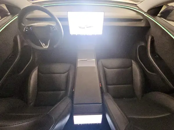 5YJ3E1EB4RF743791 2024 TESLA MODEL 3 - Image 8