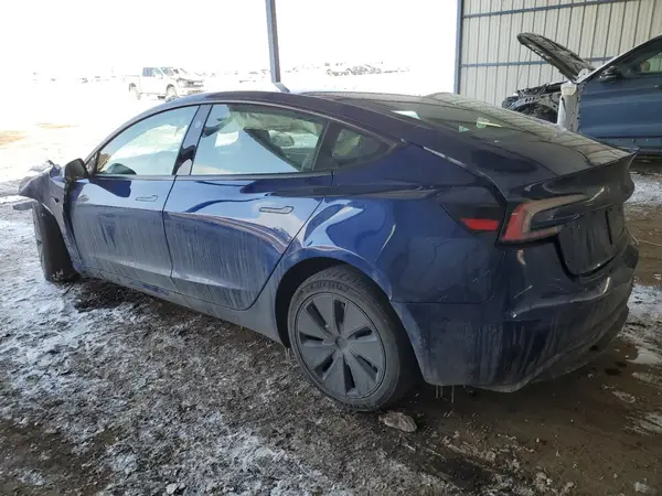 5YJ3E1EB4RF751163 2024 TESLA MODEL 3 - Image 2