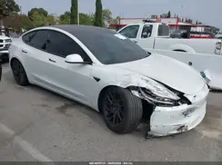 5YJ3E1EB4RF754712 2024 TESLA MODEL 3