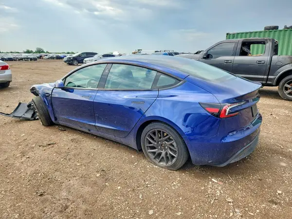 5YJ3E1EB4RF755066 2024 TESLA MODEL 3 - Image 2