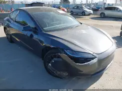 5YJ3E1EB4RF767170 2024 TESLA MODEL 3