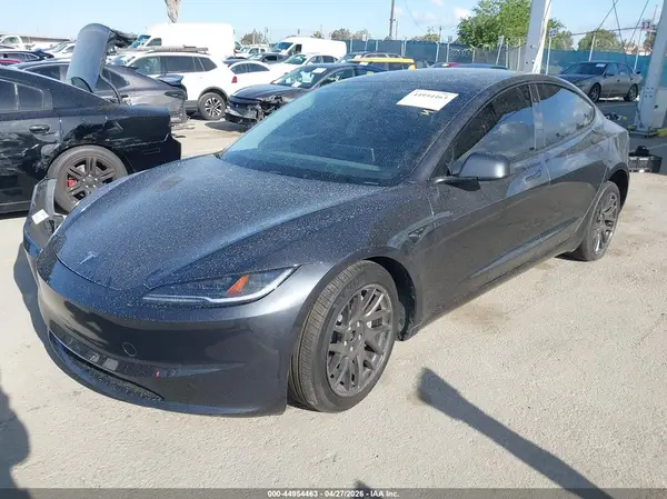 5YJ3E1EB4RF767170 2024 TESLA MODEL 3 - Image 2