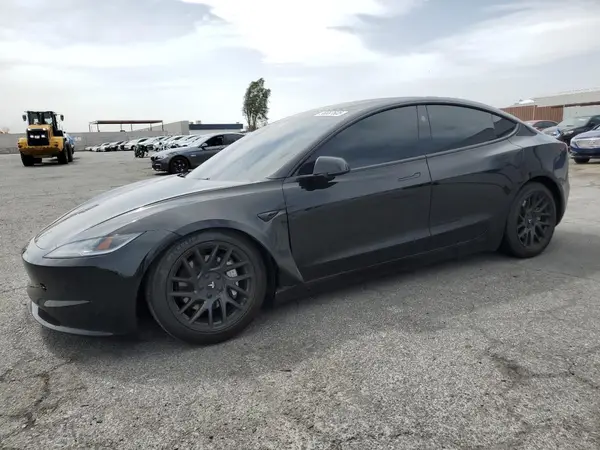 5YJ3E1EB4RF770814 2024 TESLA MODEL 3 - Image 1