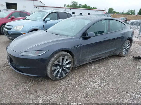 5YJ3E1EB4RF788911 2024 TESLA MODEL 3 - Image 2