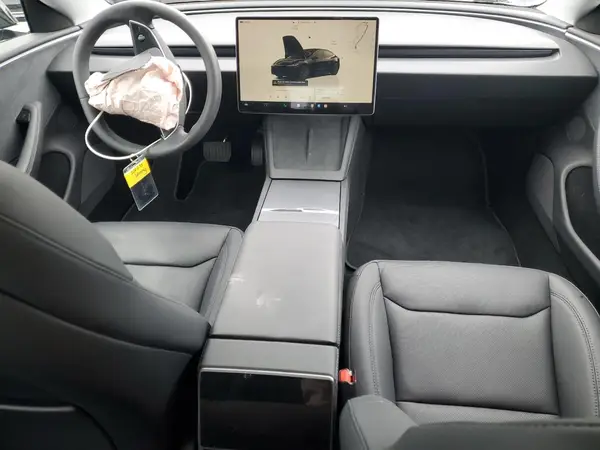 5YJ3E1EB4RF808428 2024 TESLA MODEL 3 - Image 8