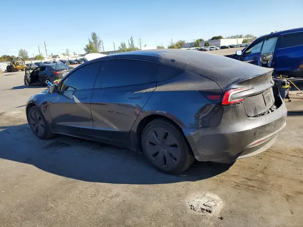 5YJ3E1EB4RF813628 2024 TESLA MODEL 3 - Image 2