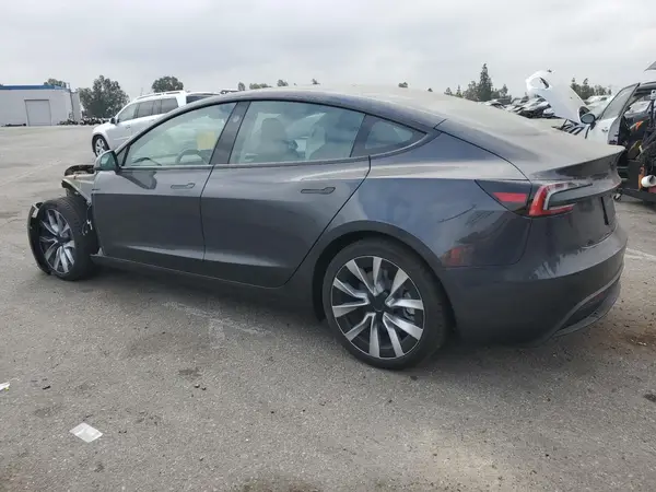 5YJ3E1EB4RF816139 2024 TESLA MODEL 3 - Image 2