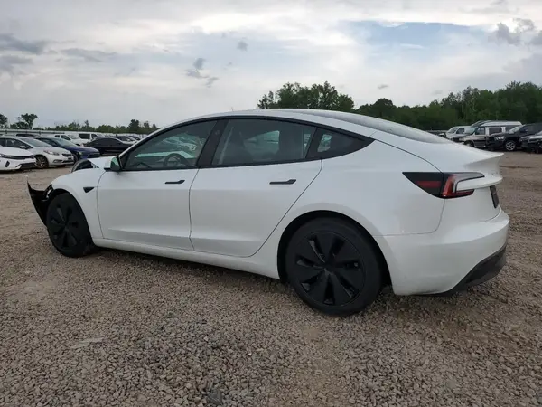 5YJ3E1EB4RF822412 2024 TESLA MODEL 3 - Image 2